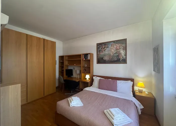 Beyond The Crowds Your Authentic Retreat Appartement *